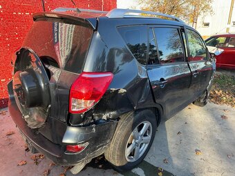 Rozpredám na diely Toyota Rav4 III 2.2 D 2AD-FTV - 7