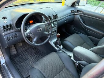 Toyota Avensis 2.2d - 7
