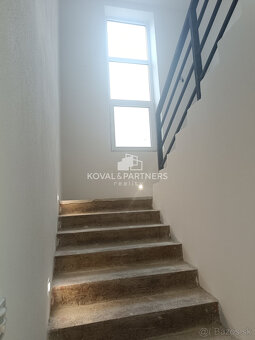 4-izbový poschodový rodinný dom na veľkorysom pozemku - Čeľa - 7