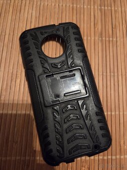 Motorola G6 + handfree sluchadlo - 7