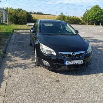 Opel Astra 1.4 benzín - 7