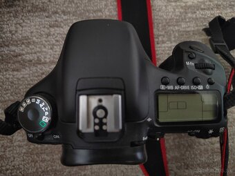 Canon EOS 7D - 7