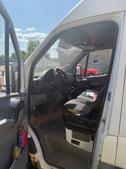 Predám na náhradné diely Mercedes-Benz Sprinter - 7