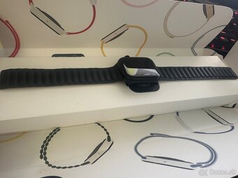 Apple Watch Series 8 32GB 45mm Midnight Aluminum (GPS) - 7