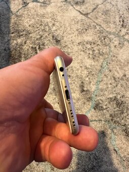 APPLE IPHONE 6S 128 GB Zlatý - 7