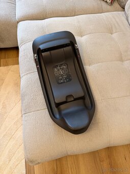 Predám Cybex Aton B2 i-Size + ISOFIX - 7