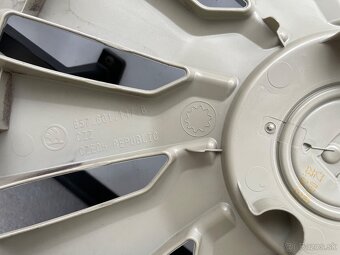 Puklice Škoda Tekton r16 - 7