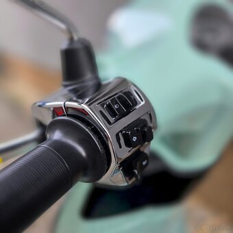 Vespa Primavera 125 - 7