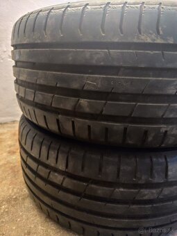 Predám 2x letné Nokian PowerProof 245/40 R19 98Y - 7