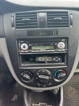Chevrolet Lacetti 1.4 - 7