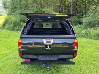 Mitsubishi L200 2.5 DI-D 4X4 UZÁVIERKA VEĽMI ZACHOVALÉ - 7