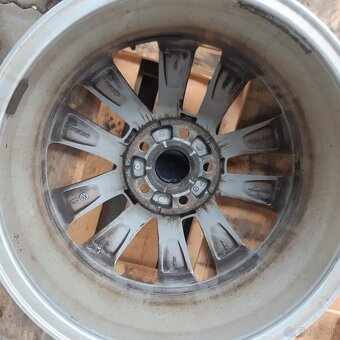 Predam hlinikove disky na VW Golf 17 zoll - 7