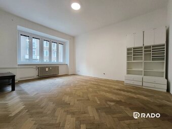 RentHub | Veľký 4i+2i byt | 132 ㎡ | Nezariadený | Staré mest - 7