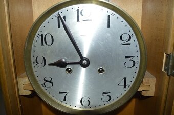 predam krasne nastenne hodiny KIENZLE - 7