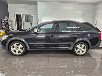 Škoda Octavia Scout - 7