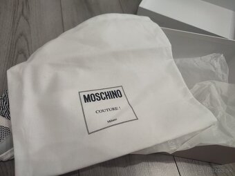 Nove tenisky Moschino - 7