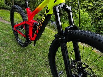 celoodpružený bicykel trek slash 9.8 XT - 7