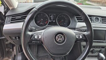 Volkswagen passat 2,0 TDI,110kw, automat s vysúvacou gulou - 7