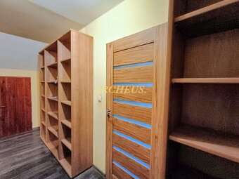 NA PREDAJ VIACGENERAČNÝ RODINNÝ DOM, POZEMOK 584M2, MYJAVA - 7