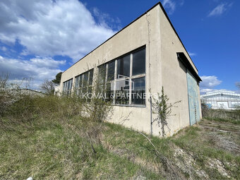 Predaj Administratívnej budovy s Halou v lokalite Dolné Kršk - 7