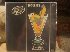 LP YES J.STARSHIP HOLLIES ACDC ACCEPT STEPPENWOLF QUEEN - 7