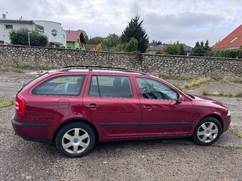 Škoda Octavia 2 1.6 benzín Automat - 7