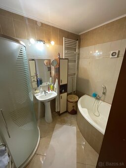 ZREKONŠTRUOVANÝ, GAZDOVSKÝ DOM S GÁNKOM v Méra, Maďarsko - 7