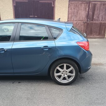 Opel Astra 1.4 turbo 103kw - 7