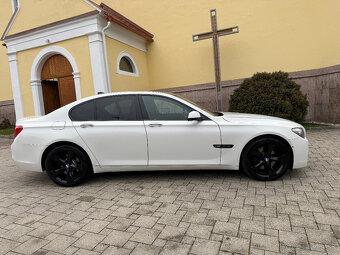 Predám BMW rad 7 740d xDrive 225kw M-Packet  / CIC / Webasto - 7