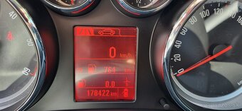 Opel Astra 2.0 CDTI 165k ECOTEC Cosmo - 7