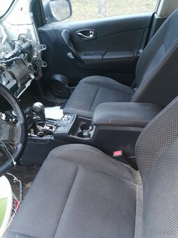 Predám náhradné diely na renault koleos od 2012 - 7