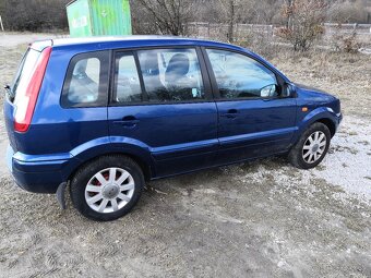 Ford Fusion 1.6 100 PS r.v. 2010 - 7