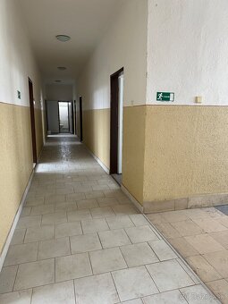 Budova s viacerými možnosťami využitia Moldava n/B - 7