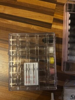 Šijací stroj s príslušenstvom - 7