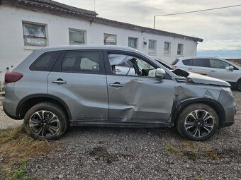 Suzuki Vitara 1.4 hybrid 4x4 - 7