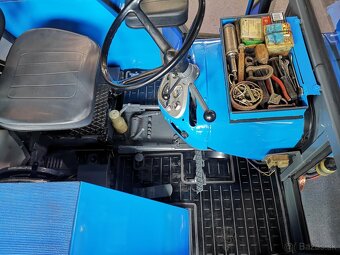 Gumová rohož Zetor 5511, 5611, 5711, 5745, 6711, 6745 ,6911. - 7