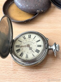 Staré hodinky Swiss Poljot, obal Omega, Ruhla - 7