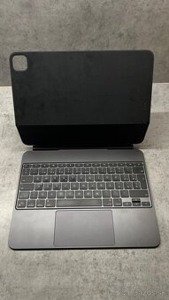 iPad PRO 13” Magickeyboard M4 - 7