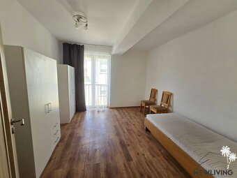 NA PRENÁJOM priestranný 98m2 byt Mierová Piešťany - 7