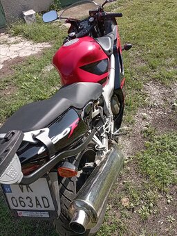 Honda CBR 600 F - len 11900km - 7