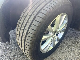 Volkswagen Touareg 3.0tdi 193Kw rok 2015 - 7