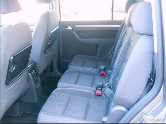 VW TOURAN 2.0TDI - PREDAJ AJ NA SPLÁTKY - 7