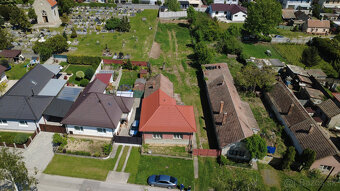 Veľký Biel, okr. SC – NA PREDAJ starší, čiastočne prerobený, - 7