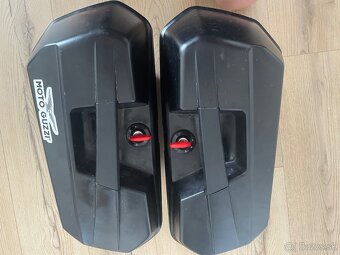 Givi kufre, bocne nosice a hlavny vrchny nosic na Moto guzzi - 7