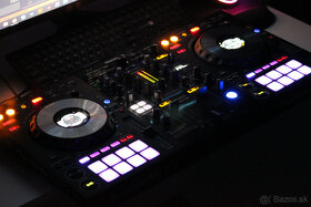 Pioneer DJ DDJ-800 - 7