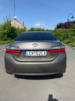 Toyota Corolla - 7