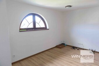 Na prenájom 2 izbový byt mimo centra mesta - 7