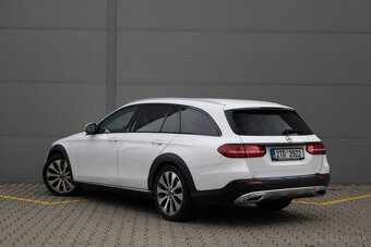 Mercedes-Benz E 220d 4MATIC All Terrain - 7