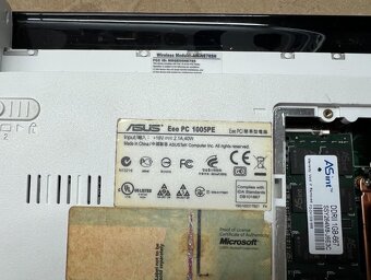 Predám funkčnú matičnú dosku do notebooku Asus 1005PE - 7