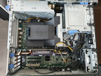 Predám PC/Wokrstation Dell Precision 5820 - 7